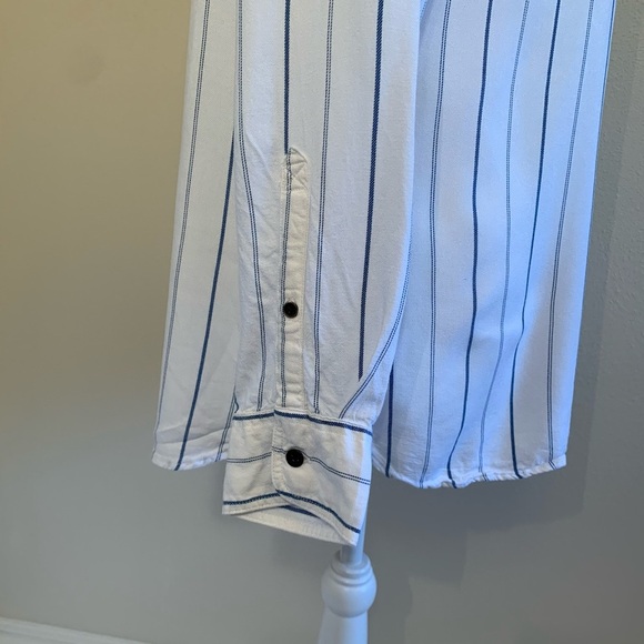 Jachs Girlfriend Long Sleeve Button Down Pinstripe - Picture 6 of 14
